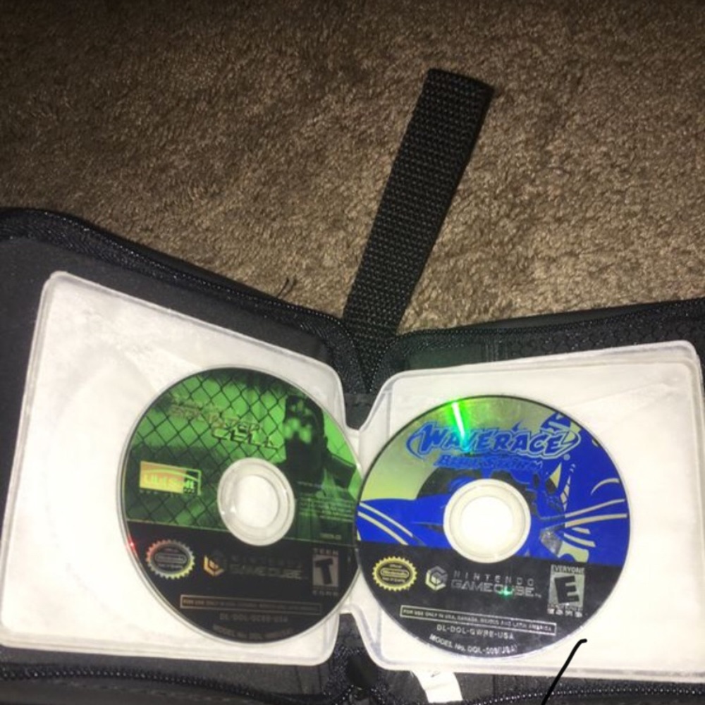 GameCube - Picture 5 of 8